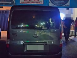 Bea Cukai Malang Amankan Mobil Pengiriman Rokok Ilegal, Supir Kabur