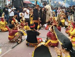 Bertajuk ‘Dari Kanjuruhan Awal Peradaban Nusantara’ Pawai Budaya Tlogomas Berlangsung Semarak