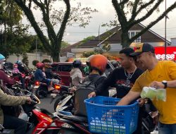 Semangat Kebersamaan di Bulan Ramadan, Jazz Ge8 Berbagi Takjil Gratis