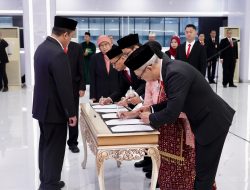 Lantik Pejabat Struktural, Menteri Nusron: Ini Bagian dari Reformasi Birokrasi di Kementerian ATR/BPN