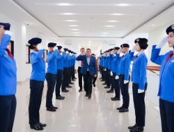 Wamen Ossy Beri Pembekalan di SMA Taruna Nusantara Malang Soal Peran Penting Pertanahan