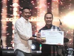 Djoko Prihatin Raih Tokoh Muda Inspiratif Malang Raya di SMSI Award 2025