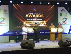 Sam Tito Kembali Terima Penghargaan Atas Prestasi dalam Advokasi Sosial, dan Pengabdian Masyarakat