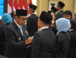 160 ASN di Pemkot Batu Terima Satyalancana Karya Satya