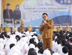 Wali Kota Nurochman Sapa Siswa SMPN 1 Batu dalam Batu Greenation Goes To School