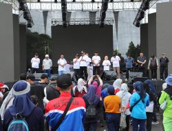 Ribuan Peserta Ikuti Senam ASN Hebat Bersama Masyarakat by Glow Plus