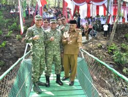 Jembatan Gantung di Desa Ternyang Diresmikan, Bupati Malang: Masyarakat Tidak Perlu Gunakan Perahu Getek