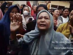 Pasar Murah di Kedungkandang Tuai Sorotan Warga, Antrean Panjang hingga Lansia Berdesakan