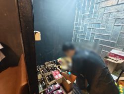 Tanpa Izin, Bea Cukai Malang Amankan Ratusan Botol MMEA di Tempat Karaoke di Kota Batu
