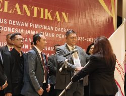 Leo A. Permana SH. M. Hum Resmi Dilantik Jadi Ketua DPD IKADIN Jatim Periode 2026-2030