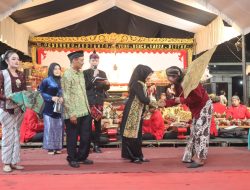 Tradisi Bersih Desa Glanggang Jadi Wadah Syukur dan Perekat Kebersamaan Warga