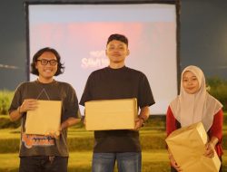 Kelompok Praktikum 3 Mahasiswa UMM Gelar The Night of Sawijining Diramaikan Antusiasme Penonton 