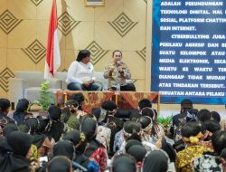 Wakapolresta Malang Kota Bekali Mahasiswa dengan “Tameng Digital”, Waspadai Pinjol Ilegal hingga Judi Online