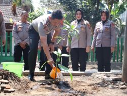 Green Policing Polresta Malang Kota Diperluas ke Lima Kecamatan, Pohon Buah hingga Sukun Jadi Perhatian